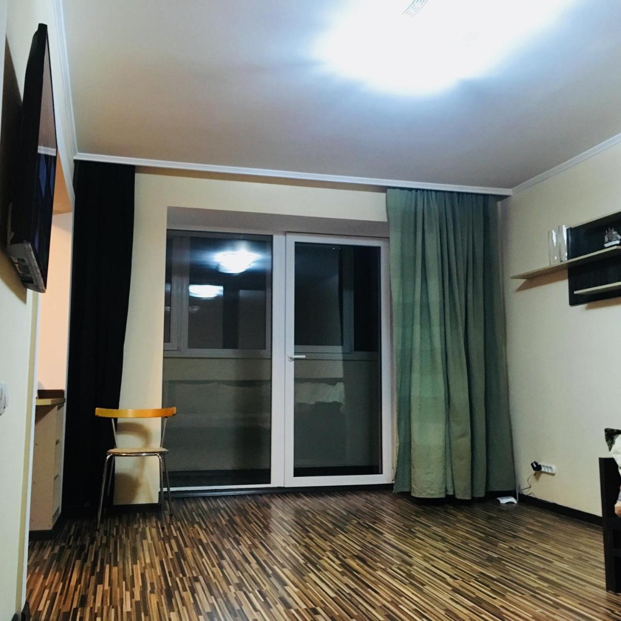 Apartment On Republic Square Ustʼ-Kamenogorsk Eksteriør bilde